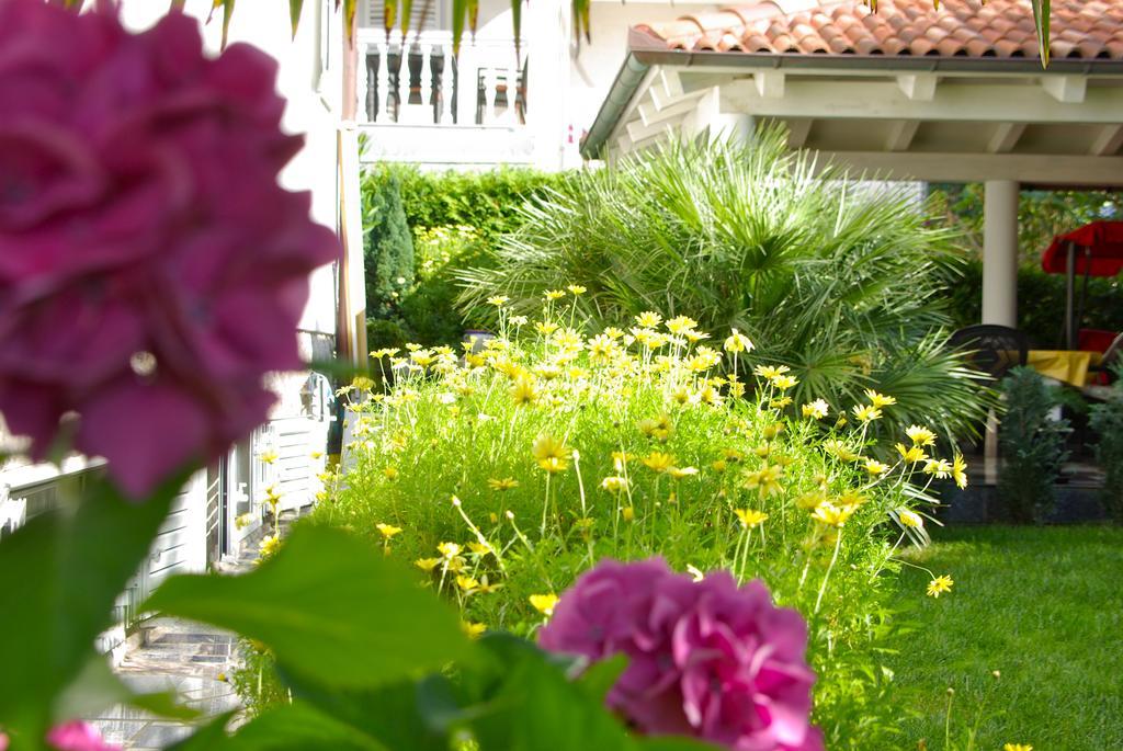 Apartments Bella Vita 1 Малинска Экстерьер фото